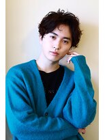 クシュ 所沢西口プロぺ通り(kusyu... )&nbsp;束感波巻きハイライトマッシュパーマウルフアッシュオリーブ所沢