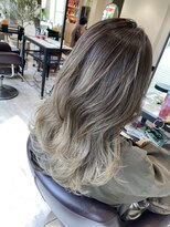 リアン 徳重店(Rian)&nbsp;グラデーション×アッシュオリーブ