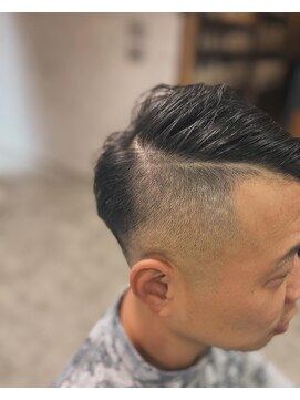 ヘアメイク リヴ(Hair Make Liv) 黒髪×短髪ショート×刈り上げ