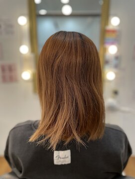 ミヤコウシティ美容室 外ハネ