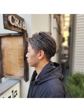 ヘア スタジオ クリブ 北千住(HAIR STUDIO CRIB) フェザーショート