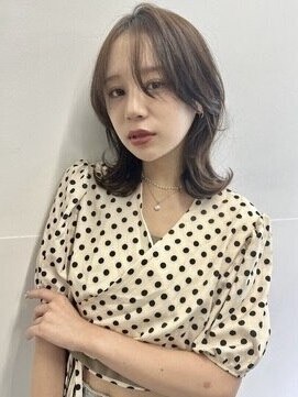 ダブルトーキョー シブヤ(W-TOKYO SHIBUYA) くびレイヤー　ウルフカット