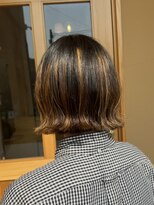 ミュー(miyuu)&nbsp;ボブヘアを生かすデザインに！ハイライトカラー♪
