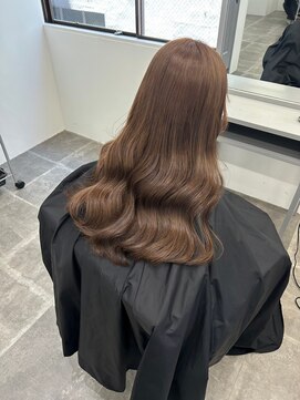 ペレ 栄 アネックス(PELE栄ANNEX) 韓国 くびれロング レイヤー ワンホンヘア 小顔前髪