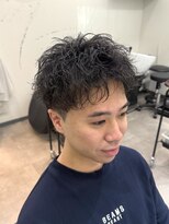 エース(ACES) ルーズショート短髪刈り上げツーブロックリクルート緩めパーマ