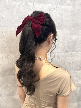 アンダーバーホワイト 鳳店(_WHITE) ポニーテールのヘアアレンジ