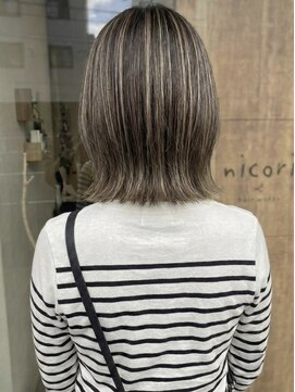 ニコリヘアワークス(nicori hair works) ボブ×ハイライト×外ハネ