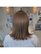 ガーデン GARDEN&nbsp;外ハネミディアムミルクティーベージュ