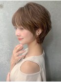 ミルクティーベージュ/レイヤーボブ/韓国巻き/顔周りカット/池袋