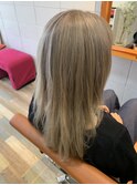 ミルキーホワイトアッシュ