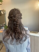 リアン(Lien)&nbsp;ハーフアップアレンジ