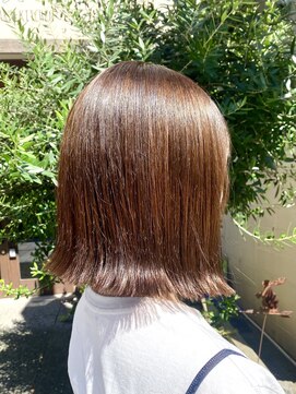 ココカラヘアー ニコ(cococara hair nico) 切りっぱなしボブ/韓国風/ハイトーン/ブリーチなし/ オリーブ