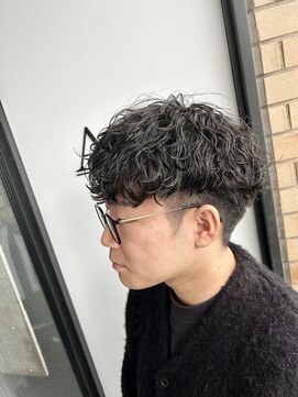 アノ(Ano.) かりあげマッシュ×波巻きパーマ