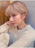 熊本　丸みショート　パーマ風アレンジ　ベージュ　Arisa.