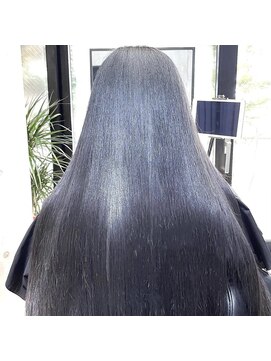 ピリオド 松阪(Period.) ダークブルーブラック×髪質改善