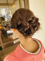 ユルリィ(yururie)&nbsp;七五三ママ、優しい雰囲気をで柔らかく上品なヘアセット＆着付け