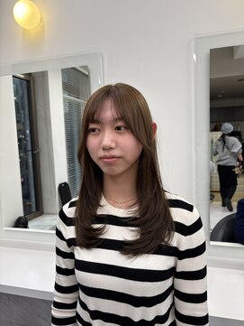 【モエカ指名限定】オリーブベージュ×レイヤーカット