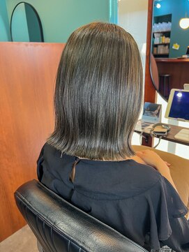 スタジオヒープ 辻堂(studio HEAP) オリーブグレージュ × ぷつっとミディ