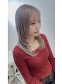 レイヤーカット/ホワイトブロンド