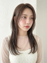 エリスホリエ(Eliss Horie)&nbsp;ロングレイヤー/韓国レイヤー/ハッシュカット/ワンホンレイヤー