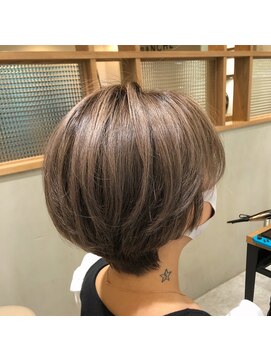 ブランシェ JR勝川駅前店 シャドールーツ☆ミルクティーベージュ☆