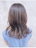 小顔カット大人かわいい透明感ベージュカラー外ハネ薄めバング