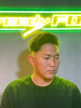 グリーディーフォックス 代々木(Greedy FOX) 束感/コンマヘア/アップバング/ツーブロックマッシュ/フェード