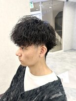 ジェイドゼロウィズアクロス(JADE -zero- with AKROS)&nbsp;ツイストスパイラルパーマ波巻スパイラルマッシュ刈り上げ