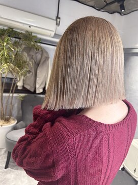 ロイオブジゼル(roi of GiseL) バレーヤージュカラーケアブリーチカラーハイトーンカラー