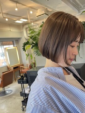 カーメラ(CAMERA) ボブベージュ