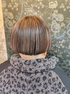 レヴェヘア rever hair ミニボブ×アンブレラカラー