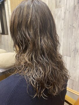 イスト(hair salon ist) 脱力ウェーブ