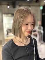 ヨーク(yoke)&nbsp;【yoke×CHIHIRI】ホワイトベージュ×切りっぱなしボブ