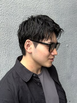 ノイセル(Noisyle) MEN’S HAIR/波巻ツイストスパイラル/フェザーパーマ/北堀江O