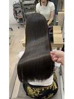 エラ(Ella)&nbsp;ケラチントリートメントで髪質改善艶髪