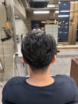 タメ(tame-) サーフカール/フェザーパーマ/ブルーブラック【都賀/メンズ】