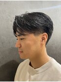 センターパートニュアンスパーマメンズカット