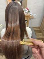 ガーベラ(gerbera)&nbsp;ロングレイヤーバタフライカット