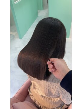 エラ(Ella) 新規人気No.1髪質改善ストレート