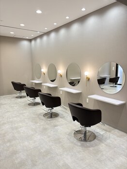 ファファ(fafa)の写真/2026.3.5(木)移転リニューアルオープン♪極上の癒やしと美しさをあなたに◎駐車場3台完備 駐輪場有り