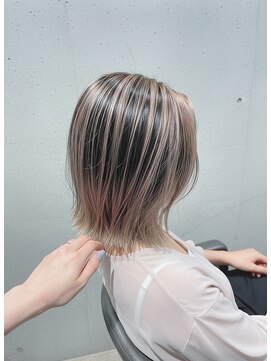 ブロッサム 保谷(Blossom) 20代30代大人可愛い透明感バレイヤージュケアブリーチ小顔