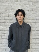 ハウス(HAUS.) 刈り上げセンターパート/波巻きツイストスパイラル/横浜