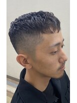 バーバースタイルズ 函館 ビジネスマンに◎フェード×クロップスタイル×アイロンパーマ