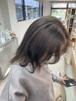 ロッコ 船橋駅(Rocco) 赤み消しくすみオリーブベージュ 船橋駅