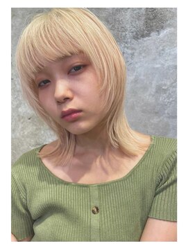 エムスラッシュ 表参道(M.SLASH) 表参道/厚めバング/ホワイトブロンド/ウルフレイヤーc