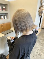 リトバイプティパ(Lit by petit-pas) 切りっぱなし外ハネボブ×王道ミルクティーグレージュ