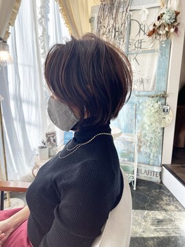 ロッティー(Rottie) 大人綺麗/ふんわりショート/グレージュ