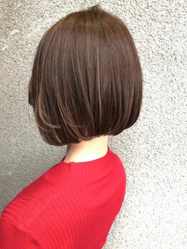ナチュラル 岩切店(Natural)の写真/理想の艶と色持ちが叶う"艶髪カラー"が大人女性に人気！明るい白髪染めは"Natural"で*
