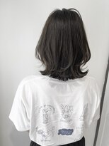 ネオリーブ チロル 横浜西口店(Neolive CiroL.)&nbsp;韓国レイヤーカット＋縮毛矯正＋グレーブラック