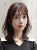顔周りレイヤーカットグレージュカラーくびれボブベージュカラー